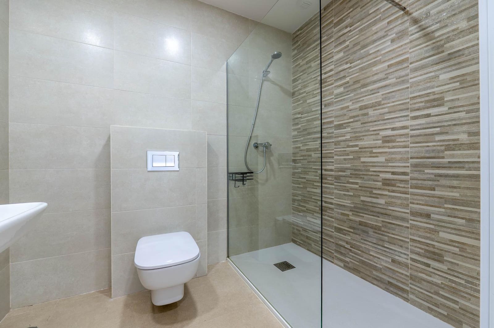 2 slaapkamer Flat te koop in Armilla met zwembad garage - € 350.000 (Ref: 9349515)