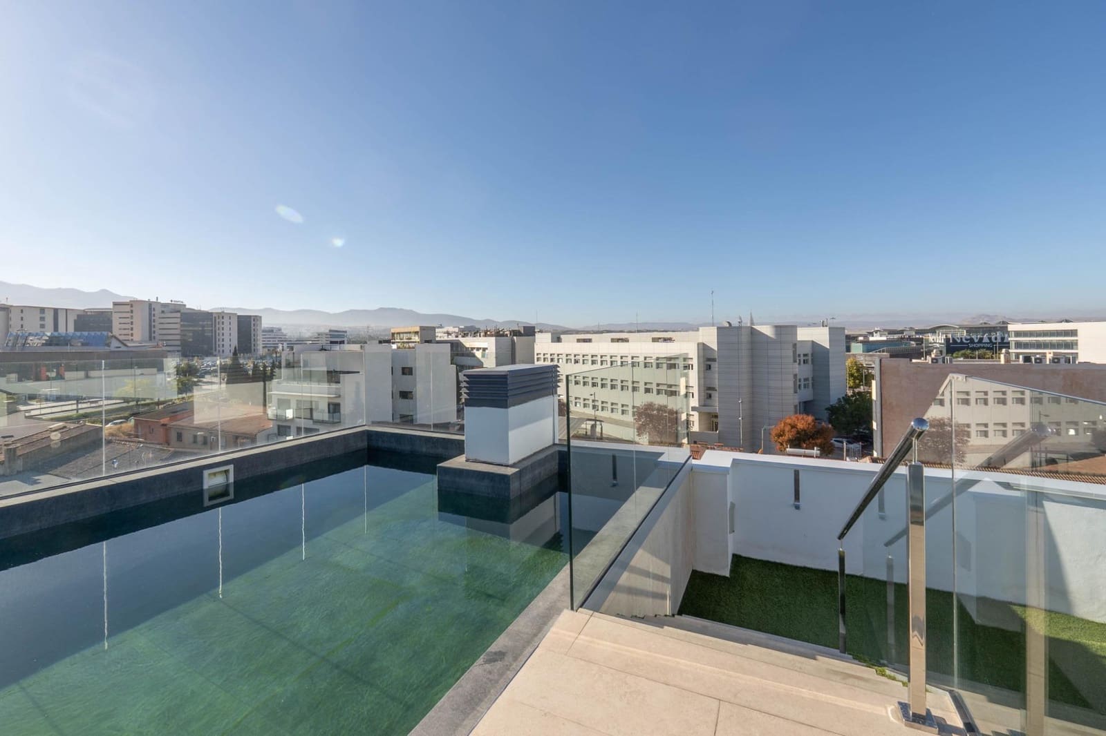 2 slaapkamer Flat te koop in Armilla met zwembad garage - € 350.000 (Ref: 9349515)