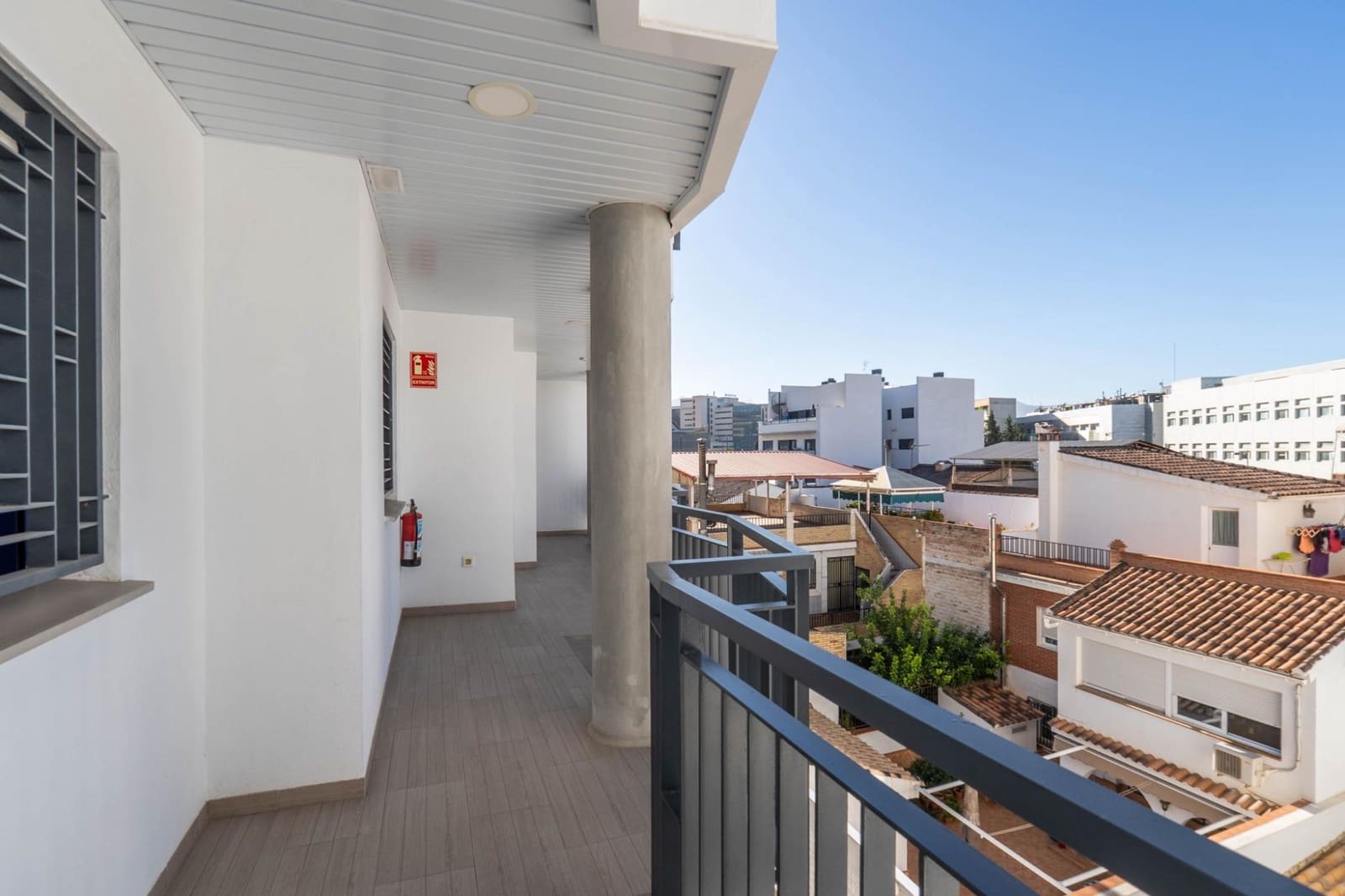 2 slaapkamer Flat te koop in Armilla met zwembad garage - € 350.000 (Ref: 9349515)