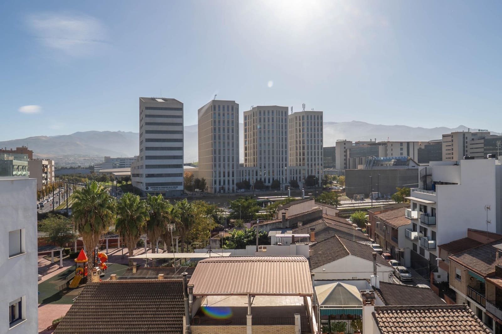 2 slaapkamer Flat te koop in Armilla met zwembad garage - € 350.000 (Ref: 9349515)