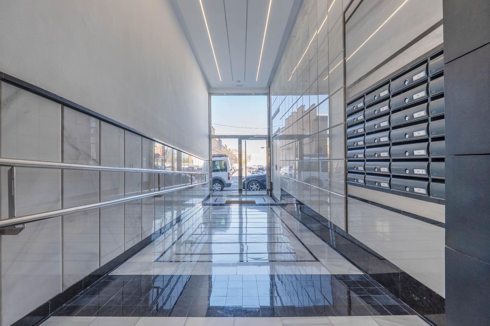 2 slaapkamer Flat te koop in Armilla met zwembad garage - € 350.000 (Ref: 9349515)