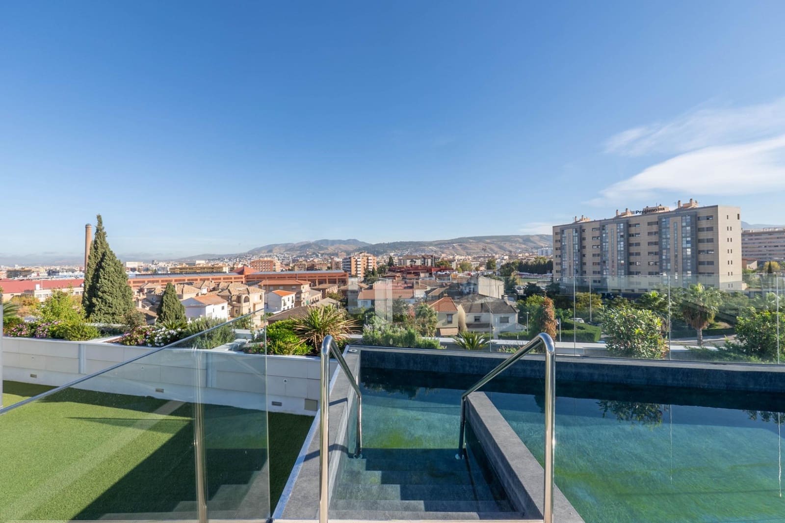 2 slaapkamer Flat te koop in Armilla met zwembad garage - € 350.000 (Ref: 9349515)