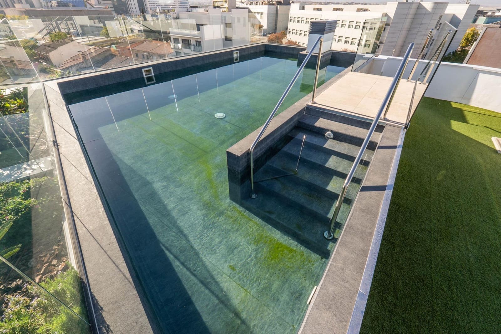 2 slaapkamer Flat te koop in Armilla met zwembad garage - € 350.000 (Ref: 9349515)