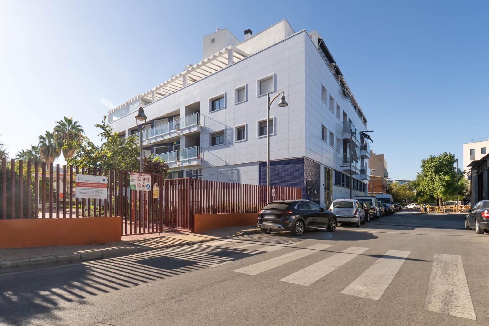 2 slaapkamer Flat te koop in Armilla met zwembad garage - € 350.000 (Ref: 9349515)