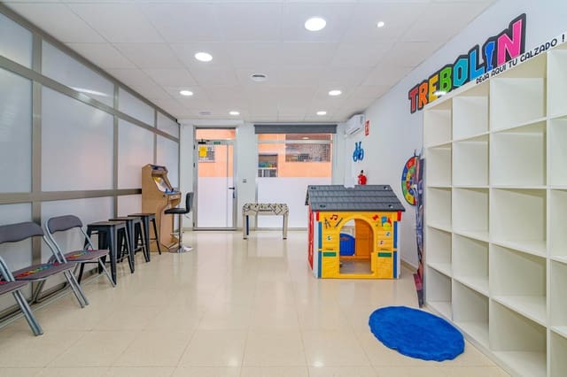 Commercial for sale in Santa Fe - € 120,000 (Ref: 9356752)