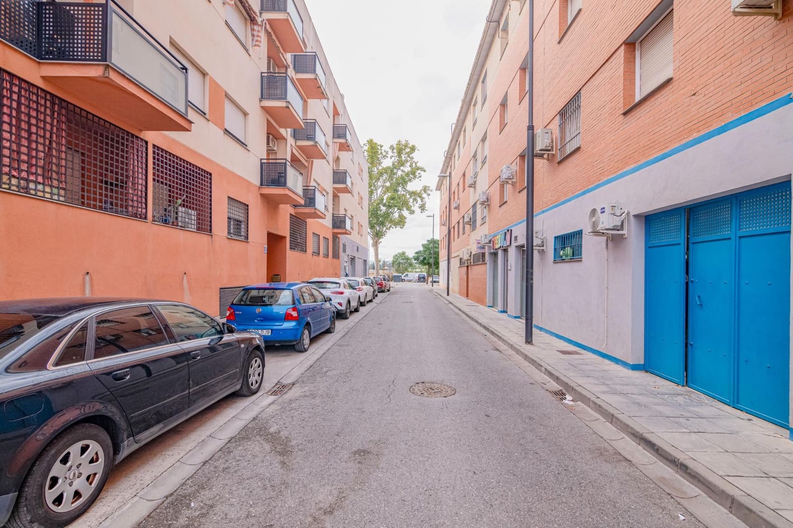 Commercial for sale in Santa Fe - € 120,000 (Ref: 9356752)