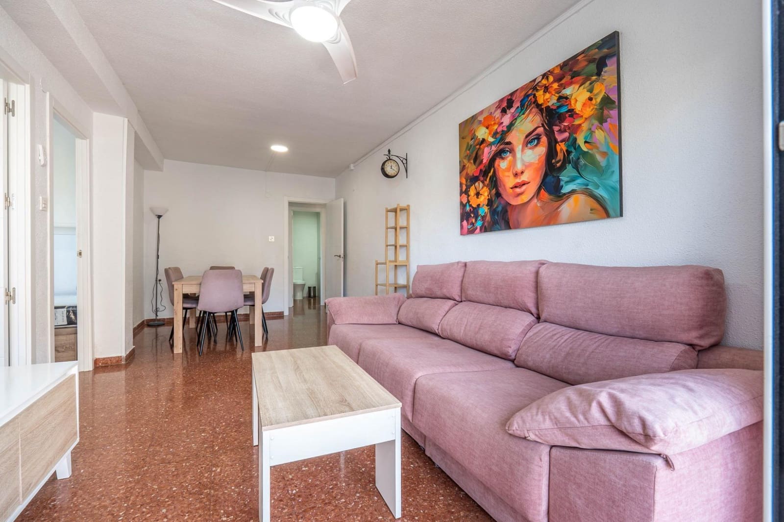 4 soveværelse Lejlighed til leje i Granada by - € 1.100 (Ref: 9367484)