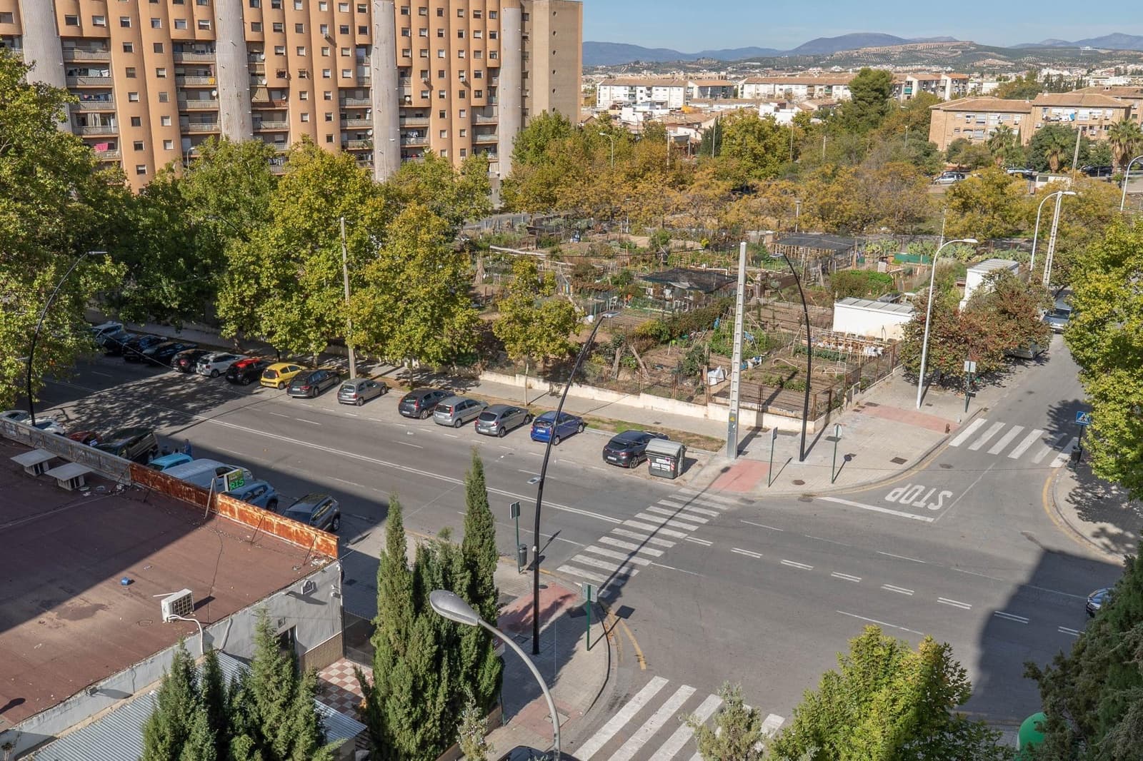 4 soveværelse Lejlighed til leje i Granada by - € 1.100 (Ref: 9367484)