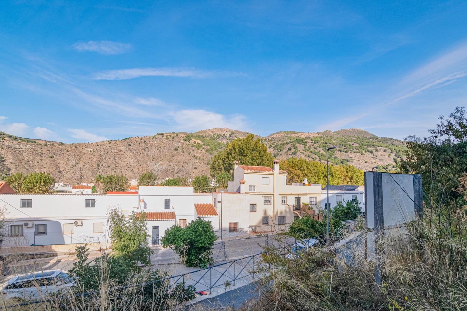 Building Plot for sale in Velez de Benaudalla - € 180,000 (Ref: 9378997)