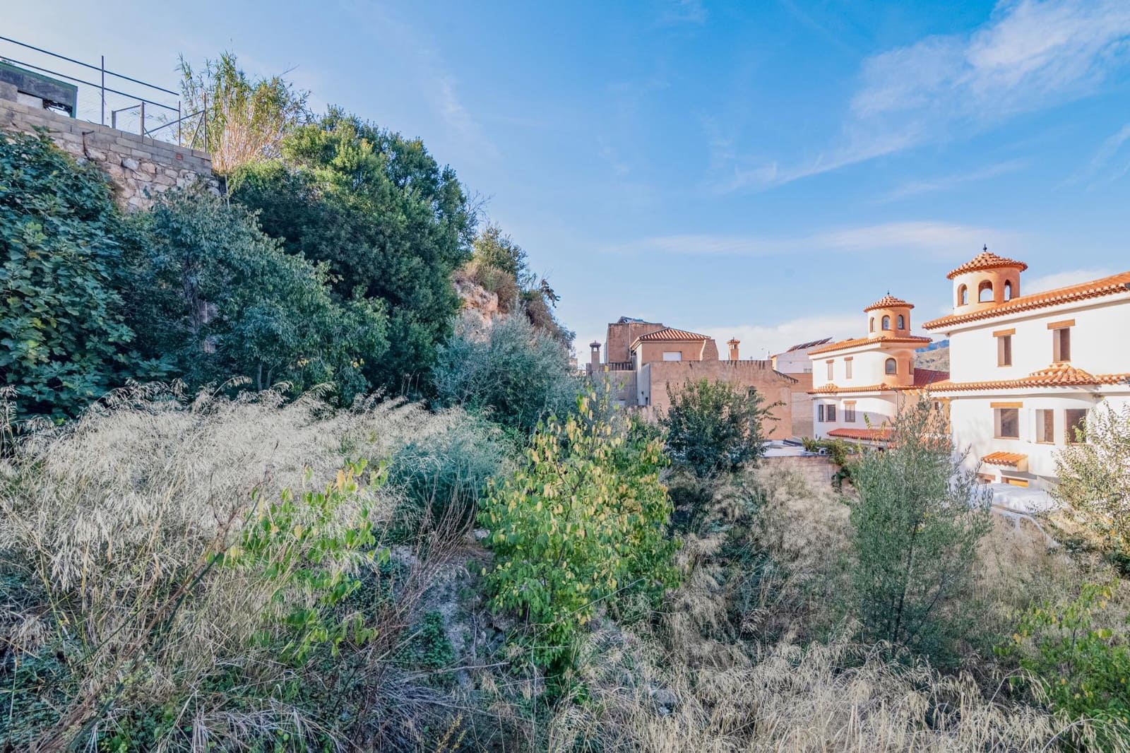 Building Plot for sale in Velez de Benaudalla - € 180,000 (Ref: 9378997)