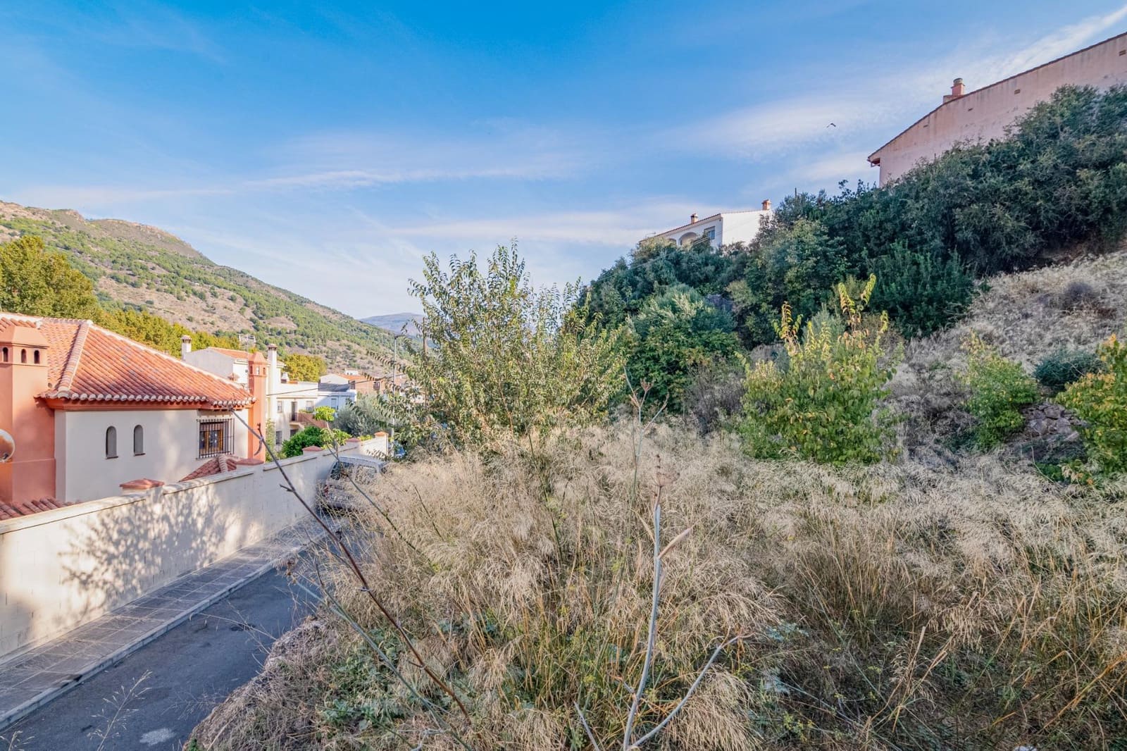 Building Plot for sale in Velez de Benaudalla - € 180,000 (Ref: 9378997)