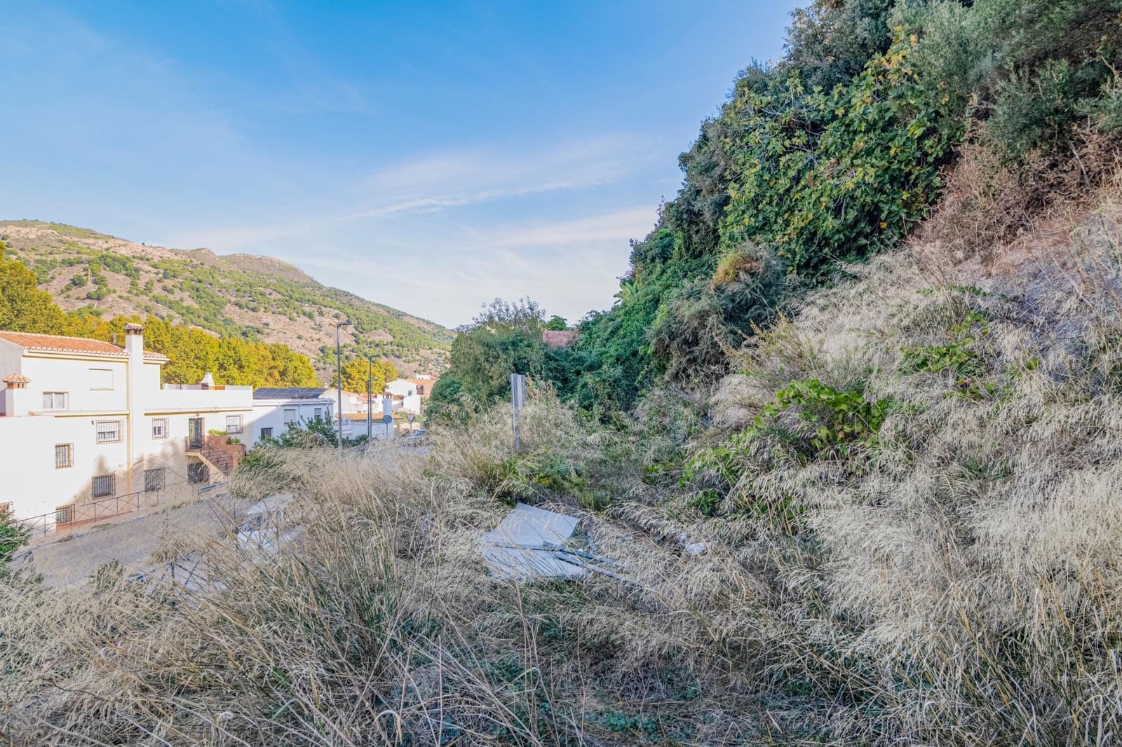 Building Plot for sale in Velez de Benaudalla - € 180,000 (Ref: 9378997)