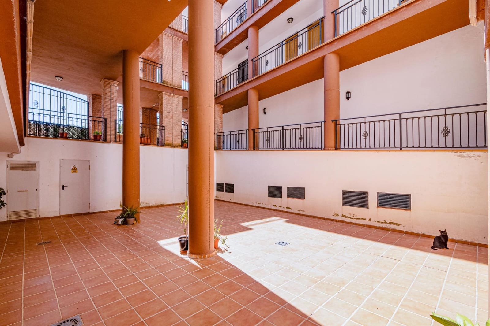 2 bedroom Penthouse for sale in Cajar with garage - € 169,000 (Ref: 9378999)