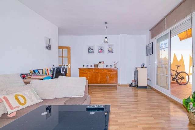 Ático de 2 habitaciones en Cájar en venta con garaje - 169.000 € (Ref: 9378999)