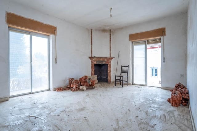 4 soveværelse Finca/Landehus til salg i Montillana med garage - € 199.900 (Ref: 9395967)