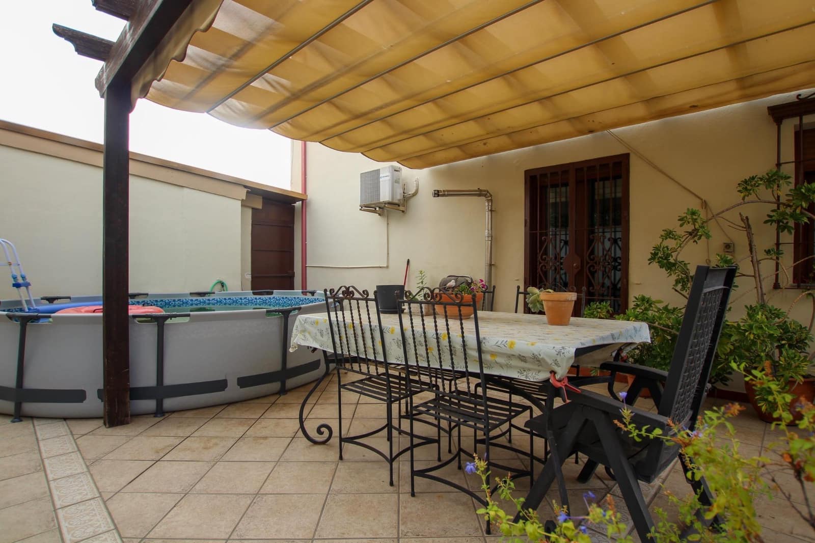 3 bedroom Villa for sale in Ogijares - € 360,000 (Ref: 9395971)