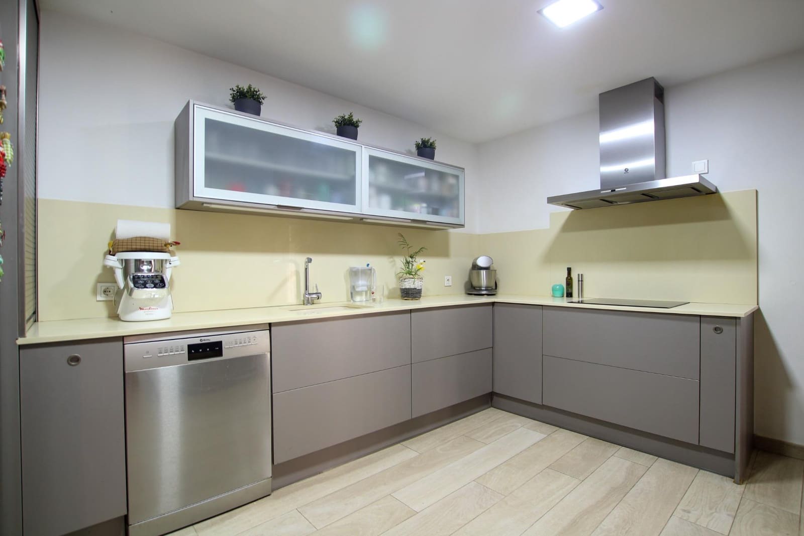 3 bedroom Villa for sale in Ogijares - € 360,000 (Ref: 9395971)