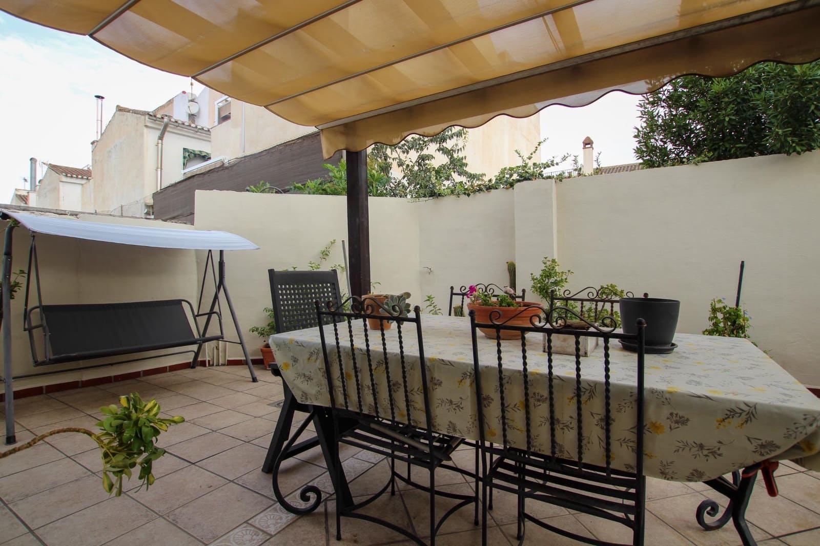3 bedroom Villa for sale in Ogijares - € 360,000 (Ref: 9395971)