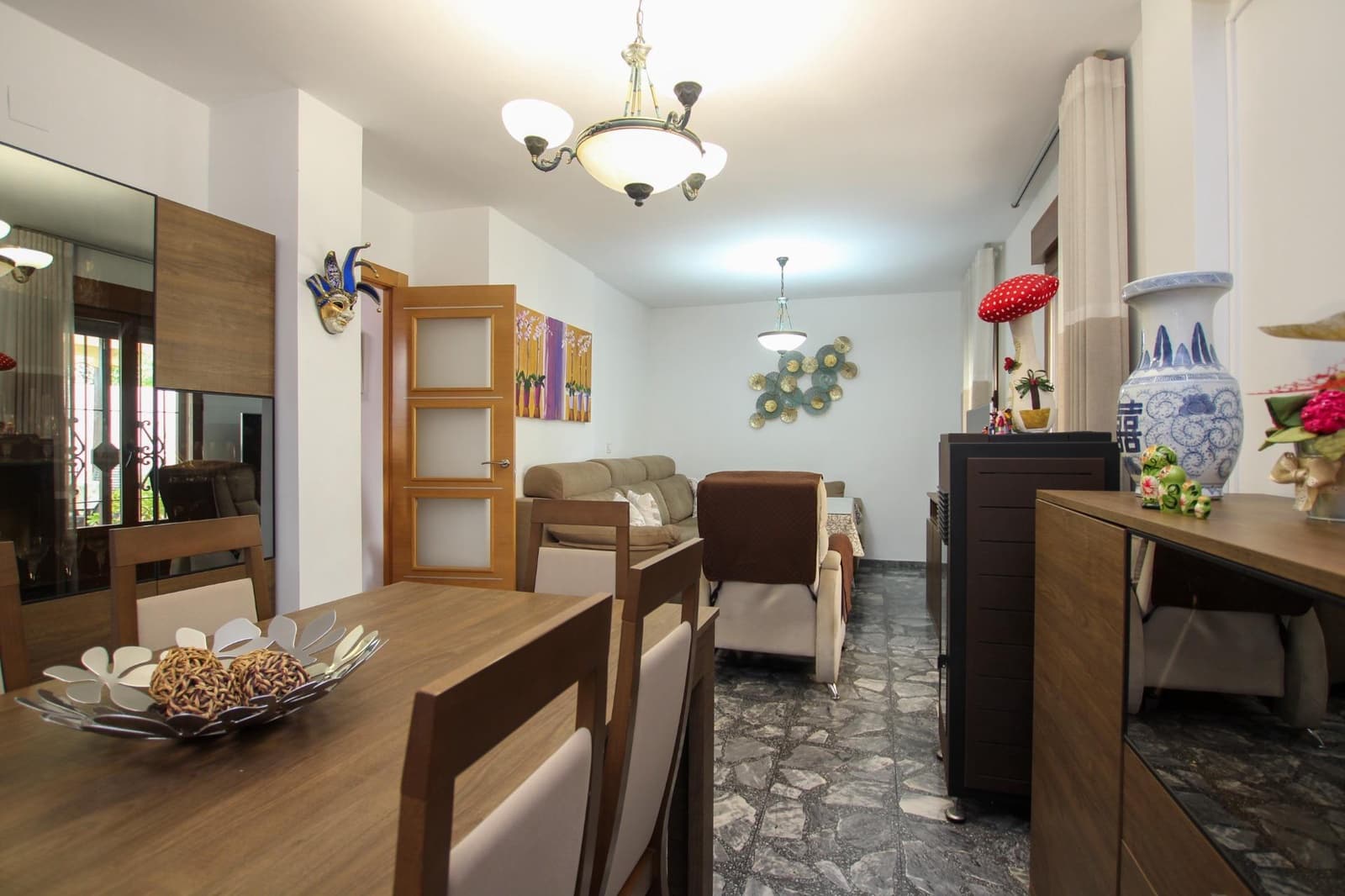 3 bedroom Villa for sale in Ogijares - € 360,000 (Ref: 9395971)