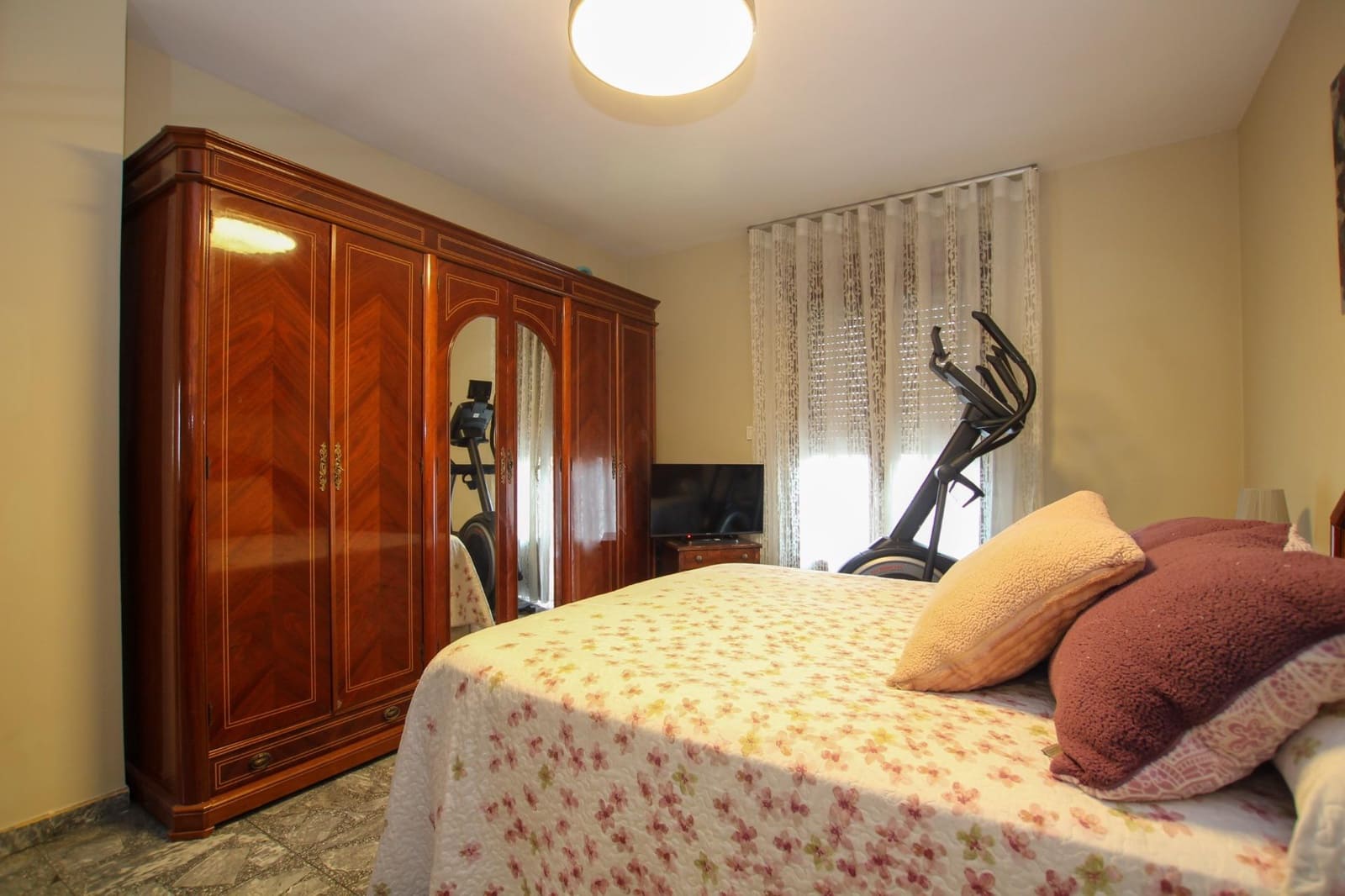 3 bedroom Villa for sale in Ogijares - € 360,000 (Ref: 9395971)