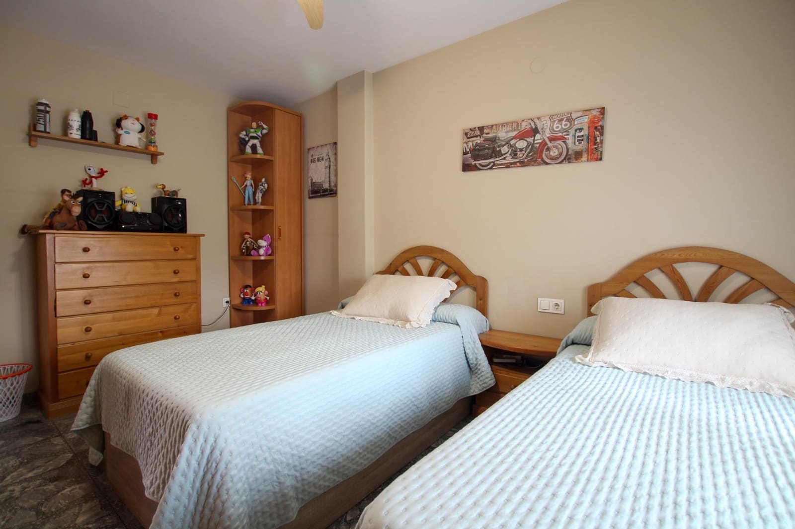 3 bedroom Villa for sale in Ogijares - € 360,000 (Ref: 9395971)