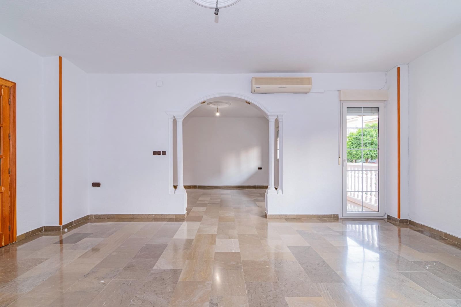 3 soveværelse Lejlighed til salg i Las Gabias - € 230.000 (Ref: 9410952)