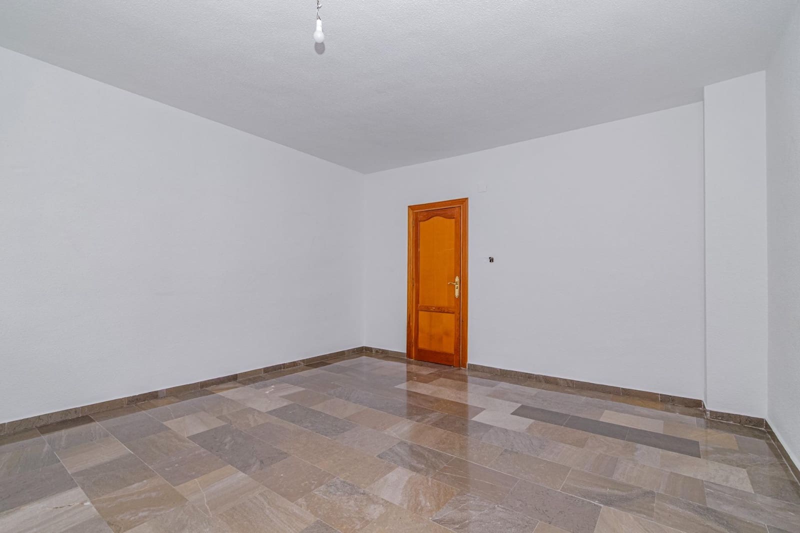 3 soveværelse Lejlighed til salg i Las Gabias - € 230.000 (Ref: 9410952)