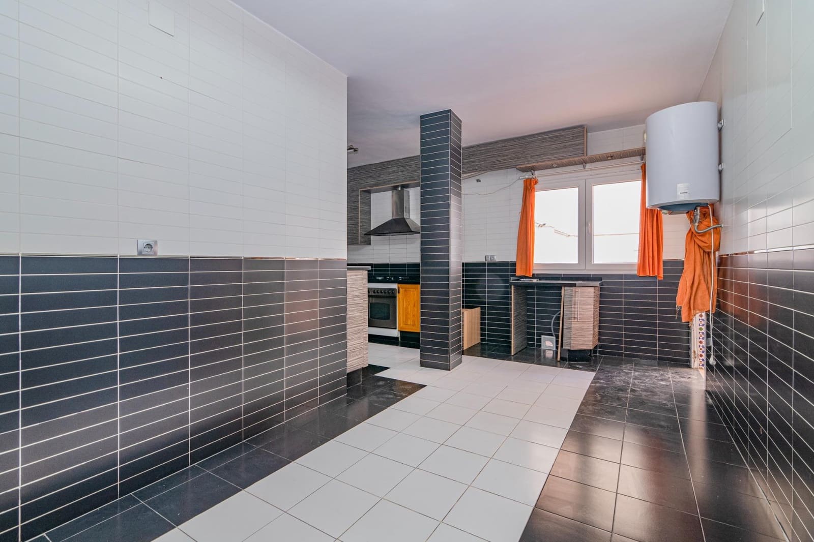 3 soveværelse Lejlighed til salg i Las Gabias - € 230.000 (Ref: 9410952)