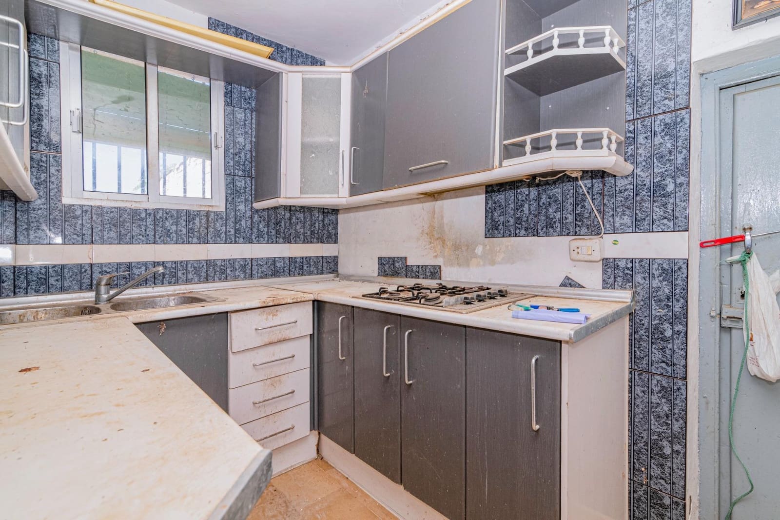 Ubebygd land til salgs i Illora - € 109 000 (Ref: 9414071)