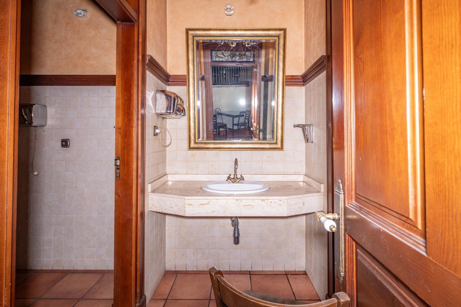 Bedrift til salgs i Ogijares - € 183 000 (Ref: 9419681)