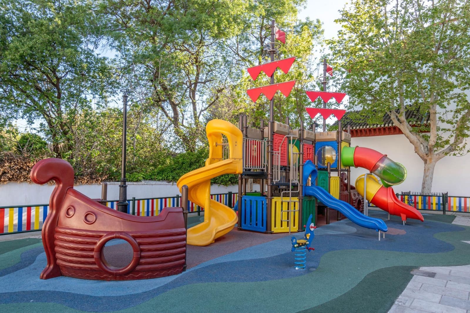 Bedrift til salgs i Ogijares - € 183 000 (Ref: 9419681)