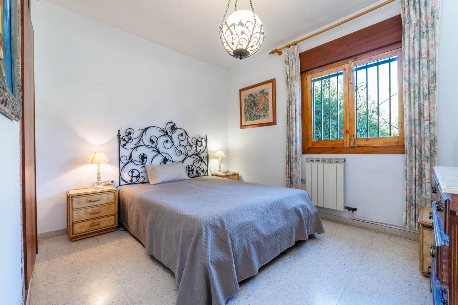 4 bedroom Villa for sale in Ogijares with pool garage - € 449,000 (Ref: 9419682)