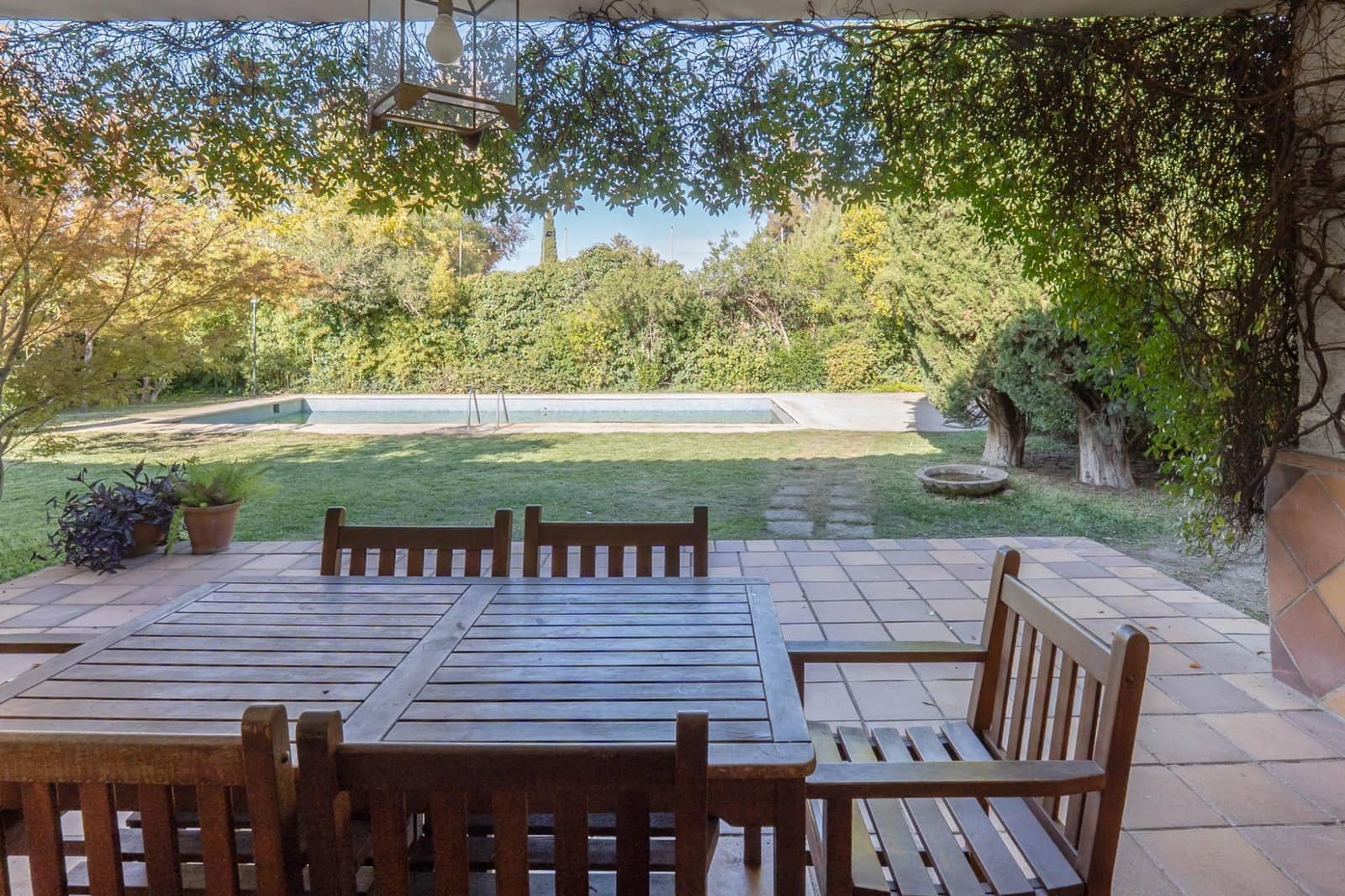 4 bedroom Villa for sale in Ogijares with pool garage - € 449,000 (Ref: 9419682)