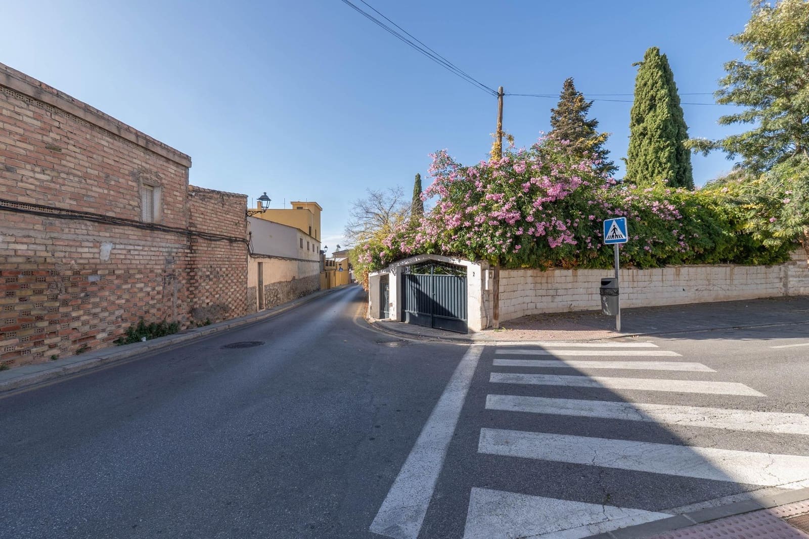 4 bedroom Villa for sale in Ogijares with pool garage - € 449,000 (Ref: 9419682)