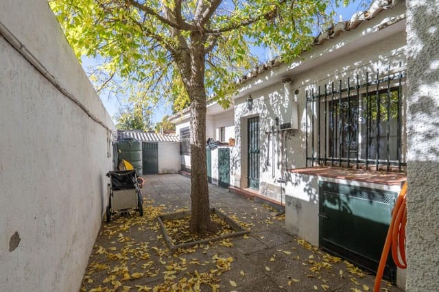 4 soveværelse Villa til salg i Ogíjares med swimmingpool garage - € 449.000 (Ref: 9419682)