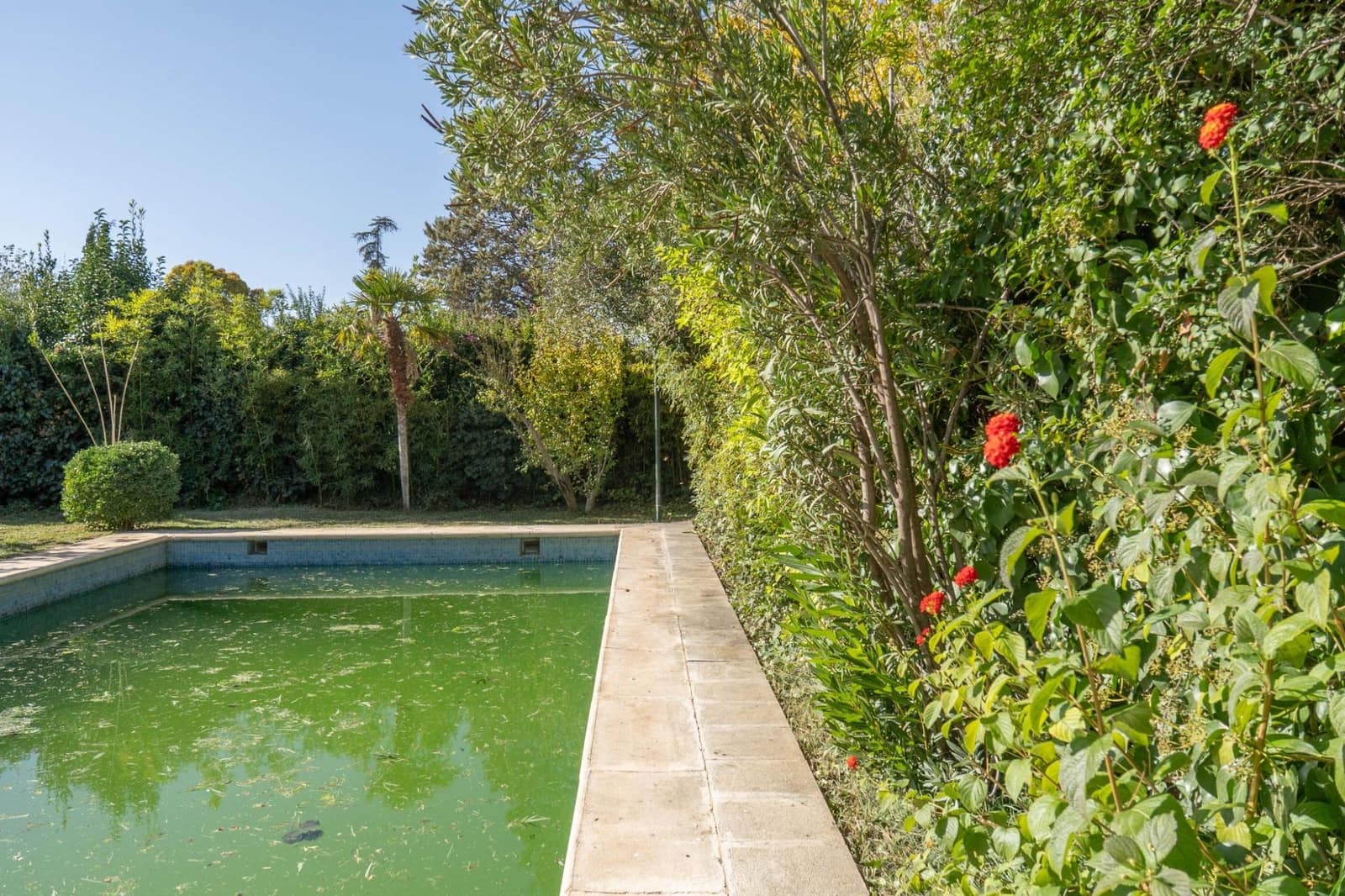 4 bedroom Villa for sale in Ogijares with pool garage - € 449,000 (Ref: 9419682)