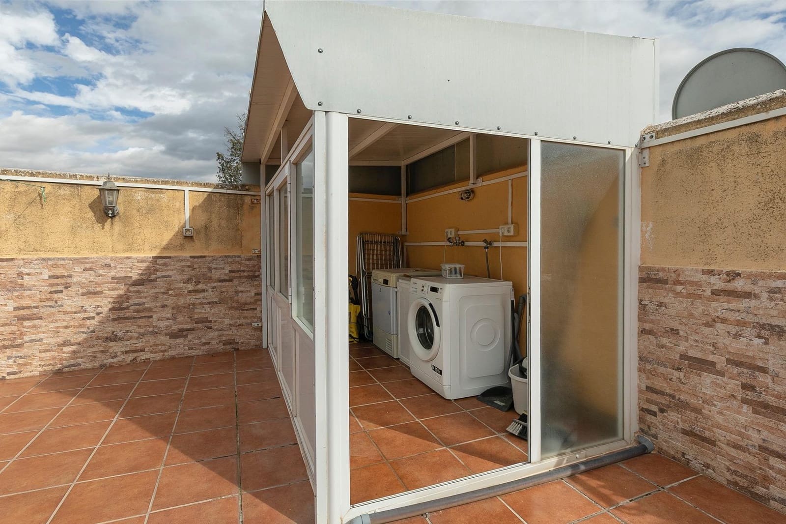 3 slaapkamer Flat te koop in Peligros met garage - € 174.990 (Ref: 9419683)