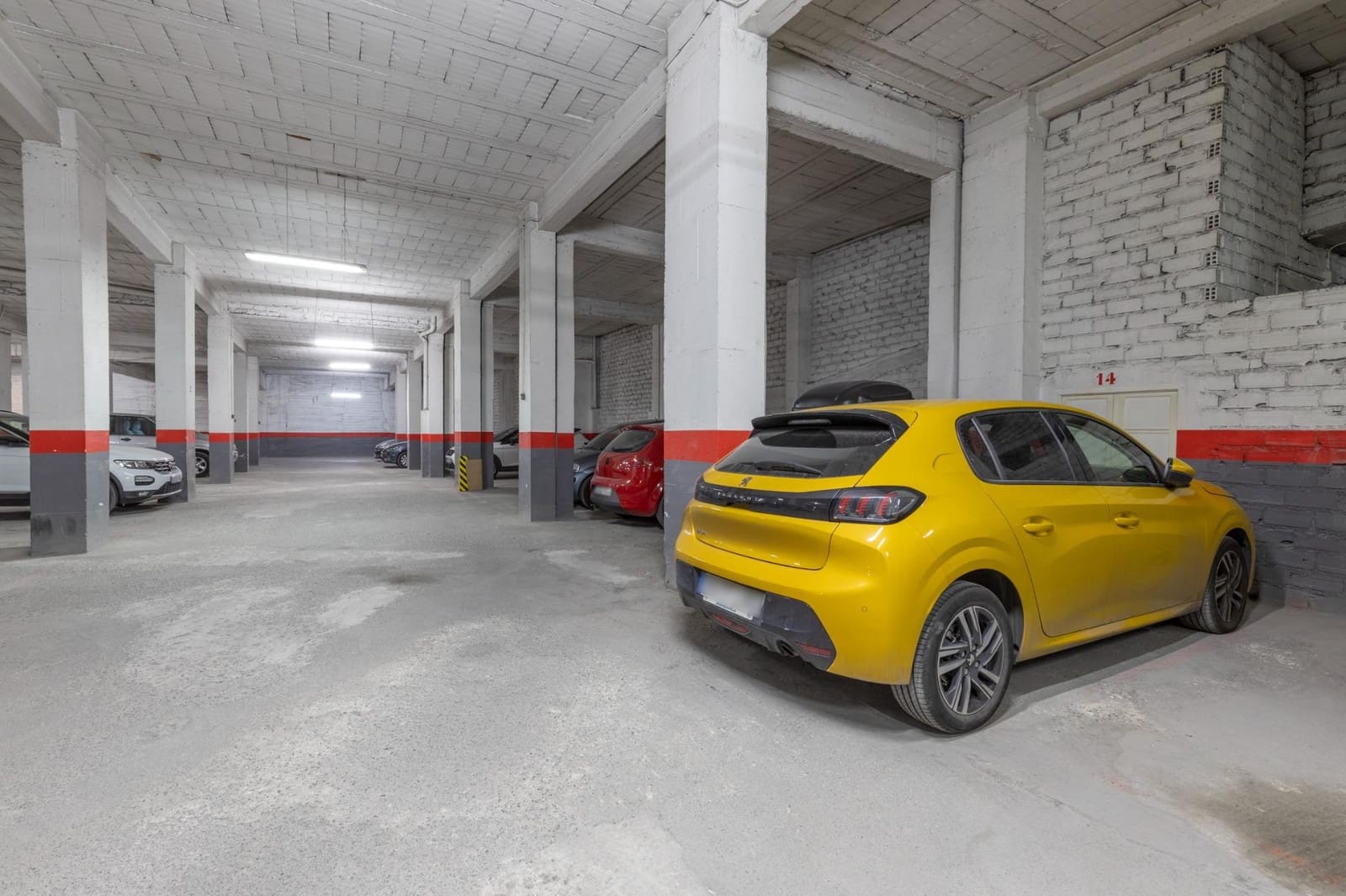 3 chambre Appartement à vendre à Grenade ville avec garage - 240 000 € (Ref: 9419685)