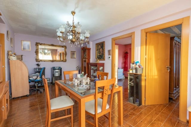 3 soverom Leilighet til salgs i Angustias - Chana - Encina, Granada by med garasje - € 240 000 (Ref: 9419685)