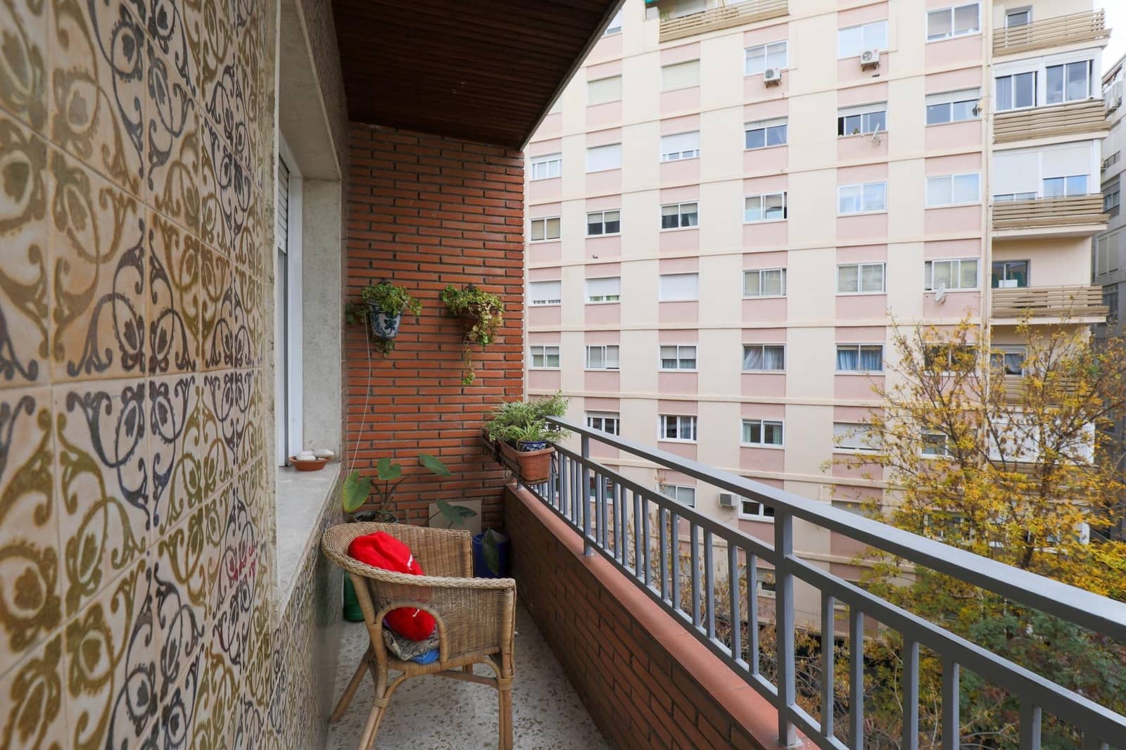 Piso de 3 habitaciones en Granada ciudad en venta - 324.990 € (Ref: 9419686)