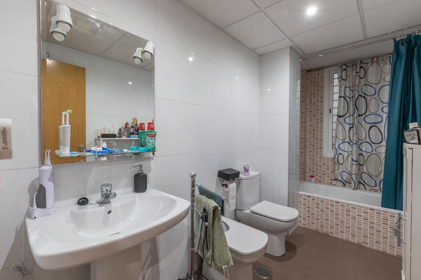 3 bedroom Flat for sale in Maracena with garage - € 215,000 (Ref: 9419688)