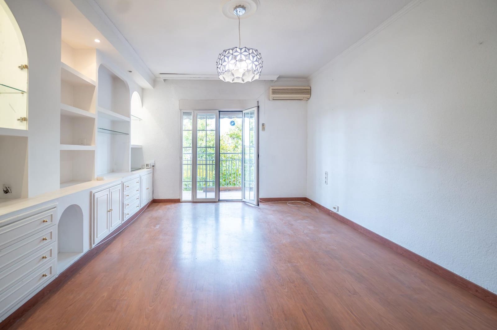 4 slaapkamer Flat te koop in Granada stad - € 285.000 (Ref: 9419690)