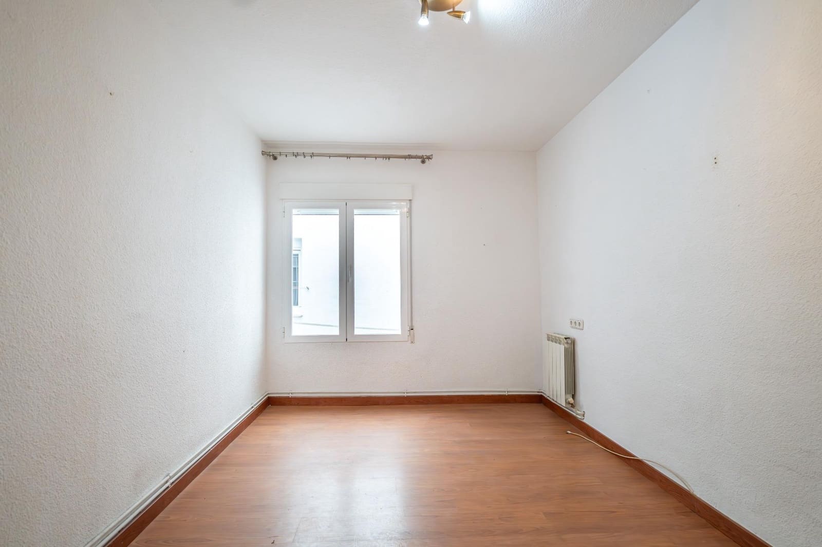 4 slaapkamer Flat te koop in Granada stad - € 285.000 (Ref: 9419690)