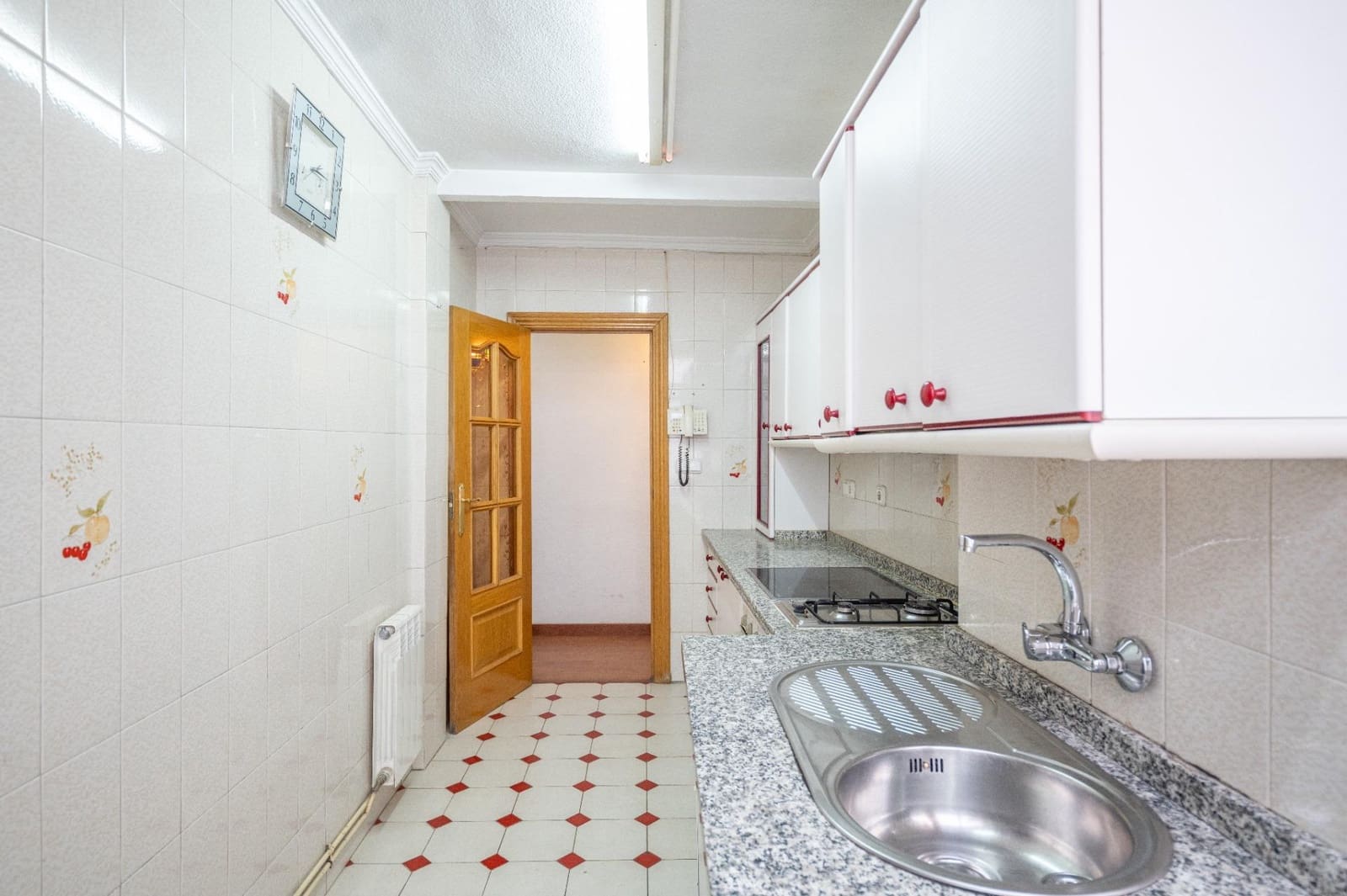 4 slaapkamer Flat te koop in Granada stad - € 285.000 (Ref: 9419690)