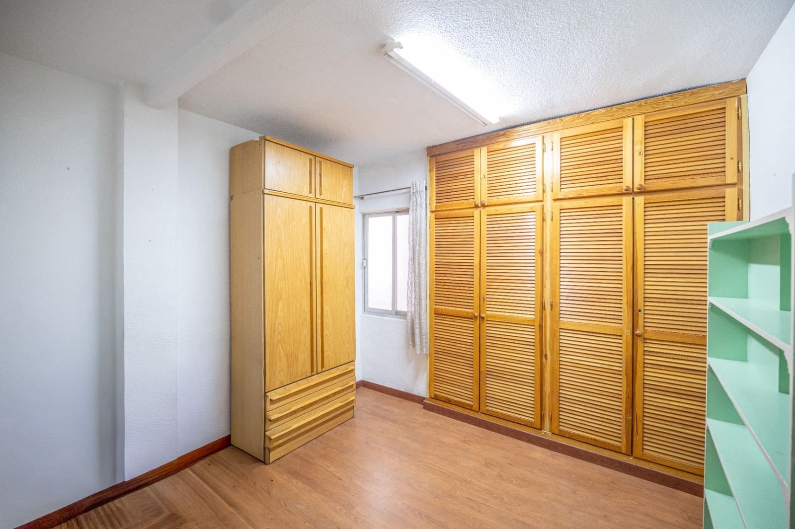4 slaapkamer Flat te koop in Granada stad - € 285.000 (Ref: 9419690)