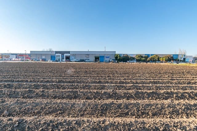 Grunde uden byggetilladelser til salg i Fuente Vaqueros - € 74.000 (Ref: 9419694)