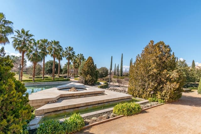 3 soveværelse Lejlighed til salg i Centro, Granada by - € 305.000 (Ref: 9419695)