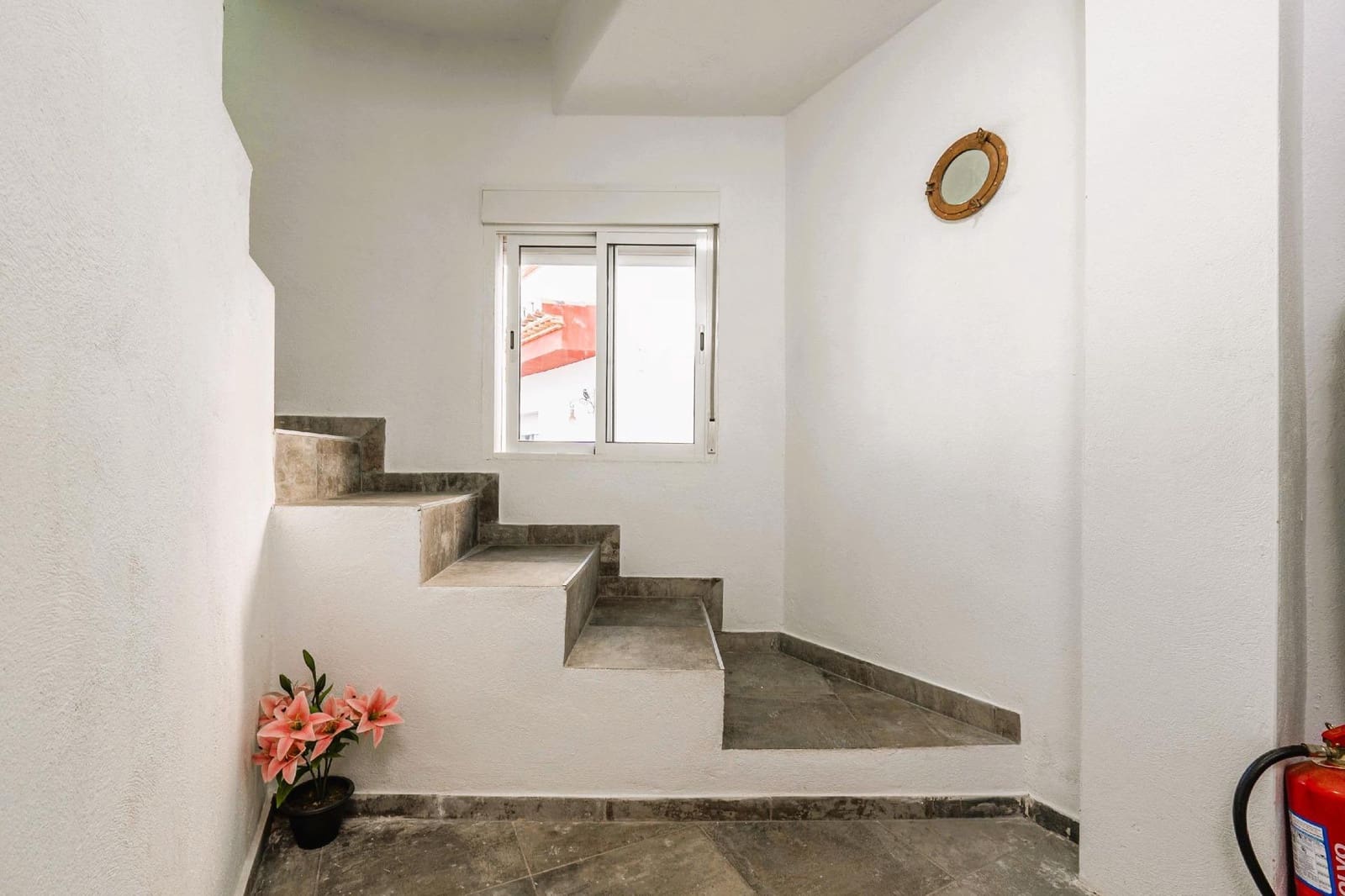 Apartamento de 5 habitaciones en Salobreña en venta - 399.000 € (Ref: 9419697)