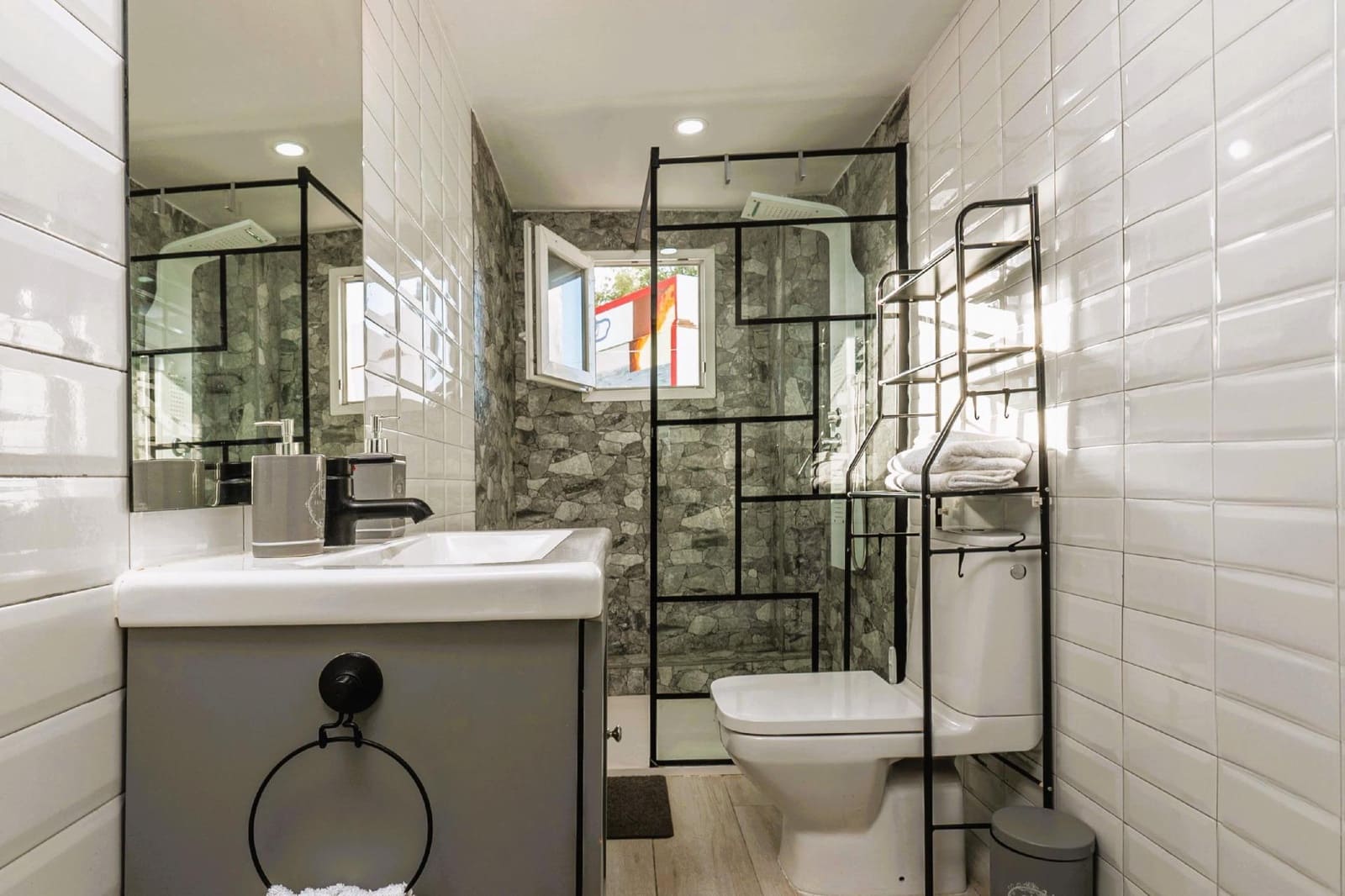 Apartamento de 5 habitaciones en Salobreña en venta - 399.000 € (Ref: 9419697)