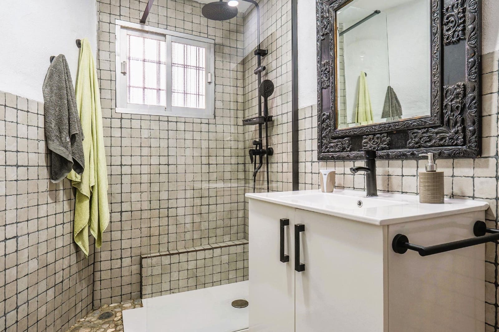 Apartamento de 5 habitaciones en Salobreña en venta - 399.000 € (Ref: 9419697)